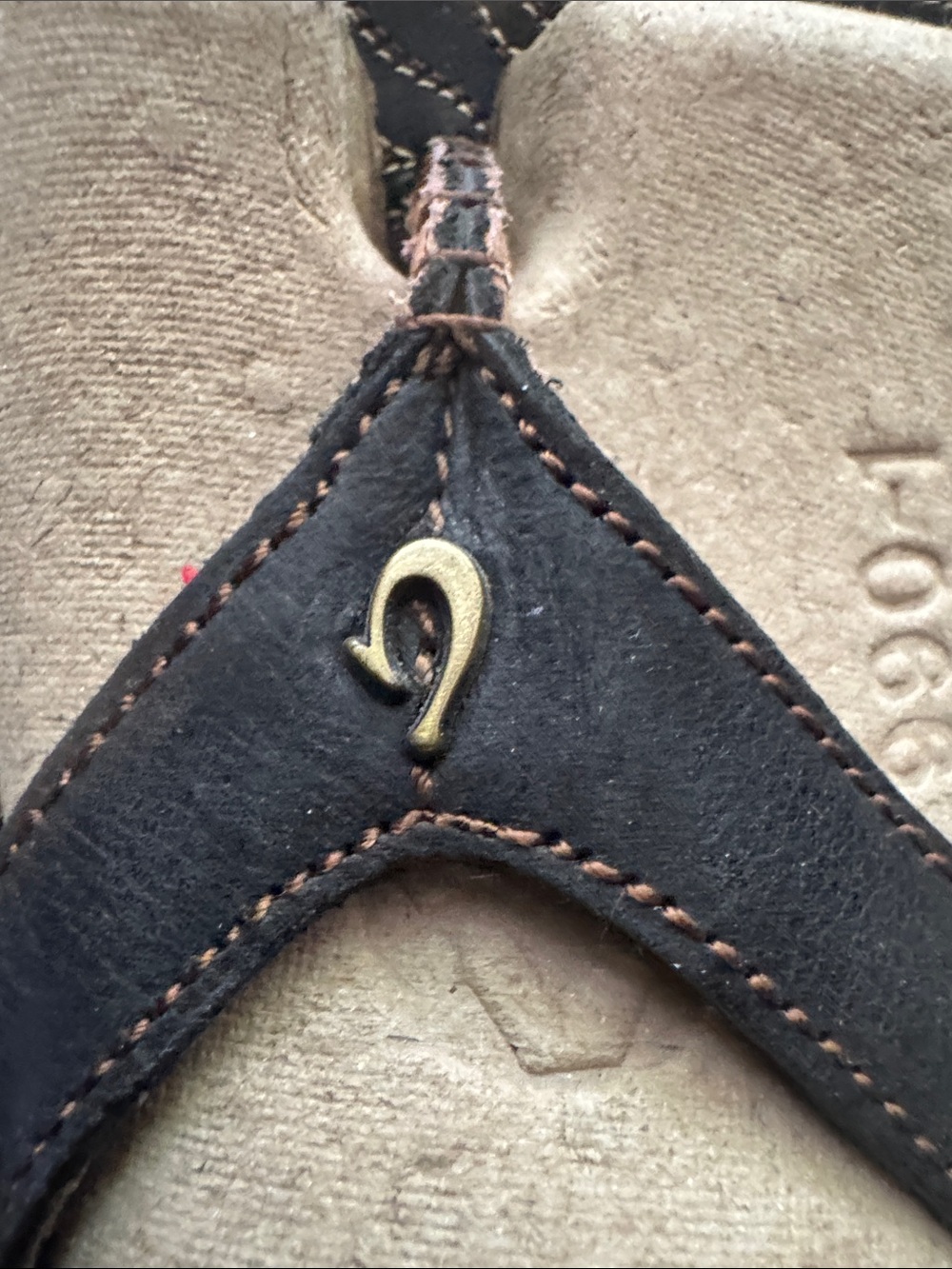 Olukai leather Flip Flop Sandal - Picture 2 of 6